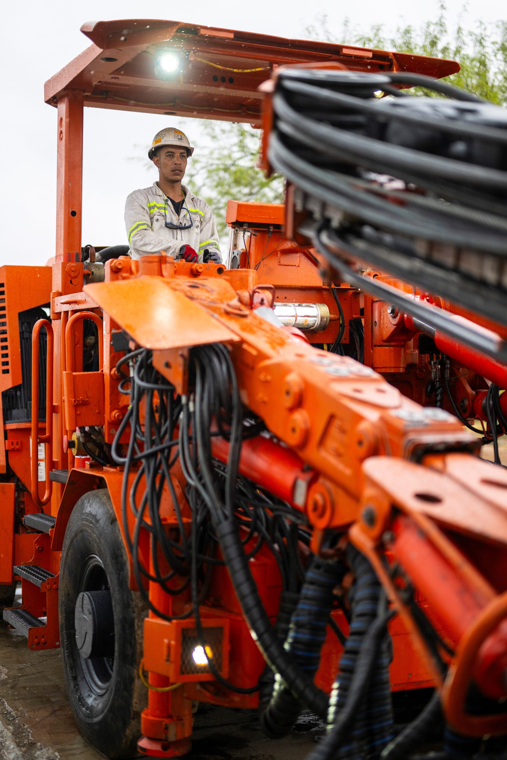 Please select image to see all DRILL RIGS AVAILABLE IMMEDIATELY